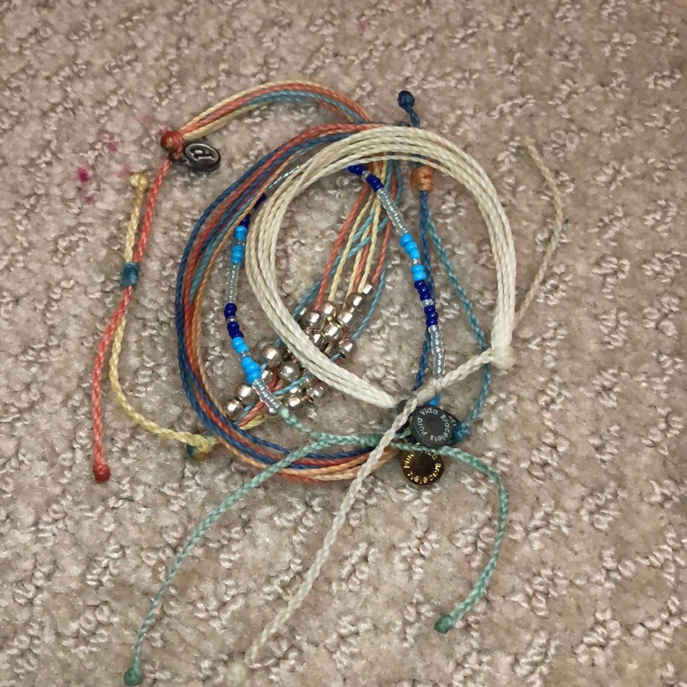 4 pack of Pura Vida bracelets